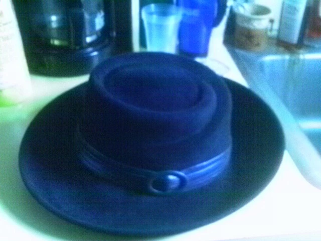 KOKIN BLACK WOOL BROWN LEATHER BUCKLE TRIM CHIC HAT FOR DERBY OR FASHIONISTA - Image 1 of 4