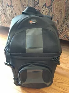 LOWEPRO SLINGSHOT 200 AW DSLR SLING CAMERA BAG + INCLUDES LOWEPRO 4 LENS CASE - Picture 1 of 4