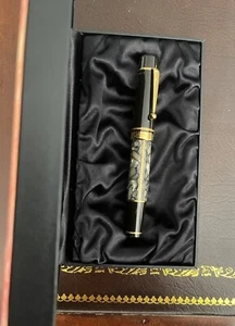 Montblanc Writer’s Edition Alexandre Dumas 18K Fountain Pen Barely Used W/Box - Picture 1 of 3