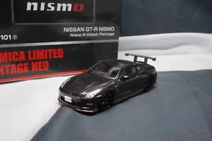 TAKARA TOMY TOMICA - NISSAN GT-R NISMO - MODELLINO AUTO SCALA 1/64 VINTAGE NEO S-164 - Foto 1 di 5