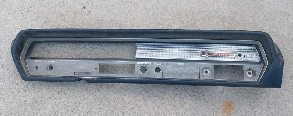 Oldsmobile Cutlass 442 1964 1965 tablero tablero bisel conjunto  Foto 1 de 4