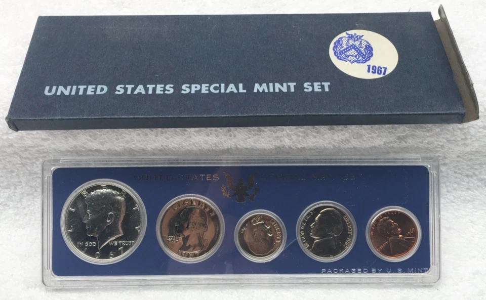 1967 US Special Mint Set SMS 5 Coins with 40% Silver Kennedy Half Dollar and Box - Image 1 of 1