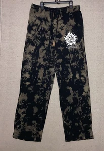 Supernatural Pyjama Lounge Hose Join The Hunt Pentagramm schwarz Batik Herren S - Bild 1 von 10