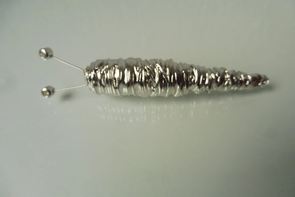 Belle Broche À Pin'S Argentée, Scarabée Pierre Lang ! - Photo 1/4