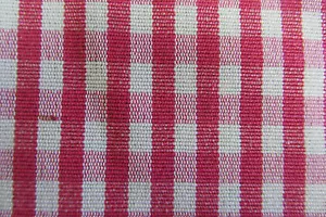 Fushia & White Gingham Check Curtain/Craft Fabric - Picture 1 of 3