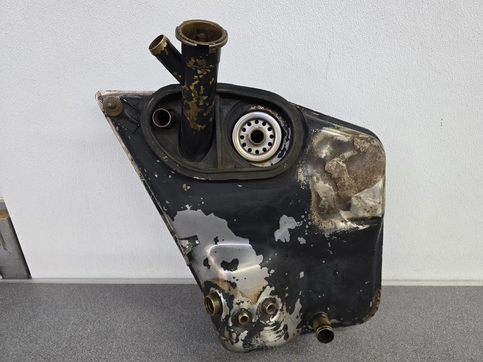 DEPÓSITO TANQUE DE ACEITE USADO ORIGINAL GENUINO PORSCHE 930 TURBO 911 SPORTOMATIC Foto 1 de 4