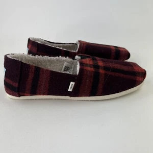 Toms Women's Belmont Shoes Size 7.5 Red Plaid Flannel with Faux Shearling - Picture 1 of 8