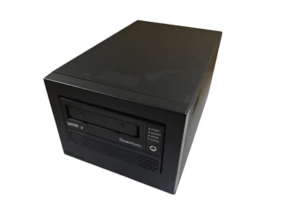 Quantum CL1102 TE4200-512 LTO3 SCSI External Tape Drive - Image 1 of 2