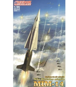 Kit modelo misil superficie-aire FREEDOM F15106 1/35 MIM-14 `Nike-Hercules` - Imagen 1 de 19