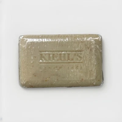 Kiehl's Ultimate Man Body Scrub Soap 7.00OZ/200G New Sealed - Image 1 of 2
