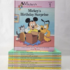 Lot of 11 Mickey's Young Readers Library Hardcover Books 1-8, 17, 18, 19 MINT - Foto 1 di 13