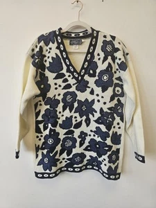 Vintage JJ Browne Preppy Floral Sweater Blie And White Cottagecore M 80’s 90’s - Picture 1 of 8