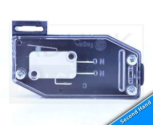 VOKERA MAXIN 24E &28E BOILER  MICROSWITCH FLOWSWITCH 0828  - Picture 1 of 1