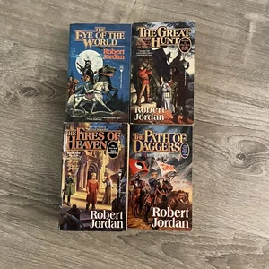 THE WHEEL OF TIME Series 4 Book Lot Robert Jordan PB 1 2 5 8 - Picture 1 of 2