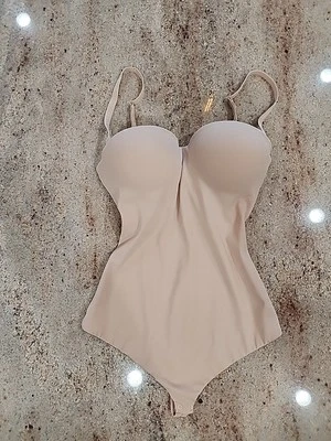 New WOLFORD Powder  Mat De Luxe Form String Bodysuit Size M(D cup) - Image 1 of 4