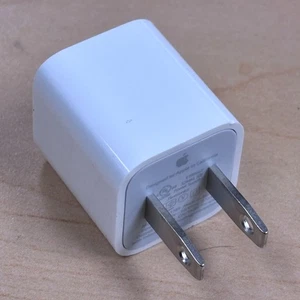 Apple A1385 5W USB Wall Charger Cube Power Adapter for iPhone - White - Picture 1 of 4