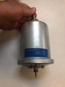 Johnson Controls D3062-3 Attuatore Ammortizzatore Pneumatico 8-13 PSI Gamma Molla - Foto 1 di 2