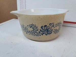 Vintage PYREX 473 B 1 Qt. Homestead Cinderella Casserole Blue Flowers On Tan EUC - Picture 1 of 6