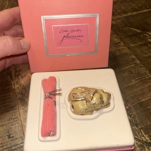 Vintage Estee Lauder Pleasures Puppies Solid Parfum Compact Box - Bild 1 von 4