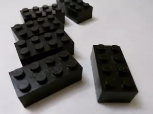Mega Bloks x20 Black 2x4 Bricks (021-47) - Picture 1 of 1