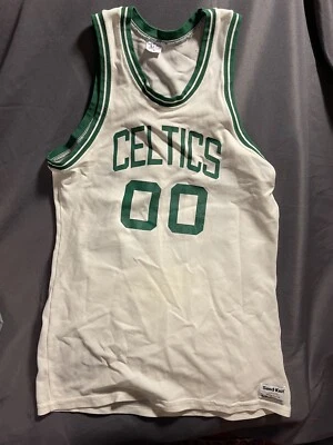 Vintage 80’s Robert Parish 00 Basketball Shirt Sand Knit - Image 1 of 4