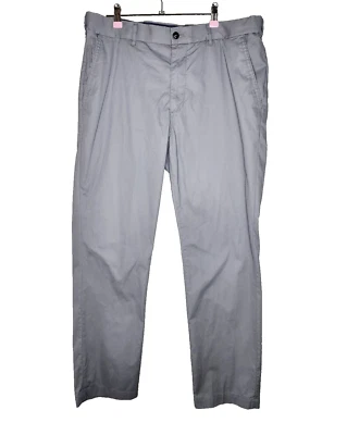 Pantalones chinos suaves Marks and Spencer Blue Harbour en gris claro talla 36x31 Foto 1 de 4