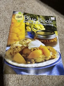 Ball Blue Book Guide To Preserving Cookbook 2012 Softcover - Foto 1 di 3