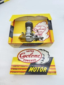 1940 Super Cyclone .65 Dual Plug GR 5657 Spark Ignition Engine M7 - Picture 1 of 8