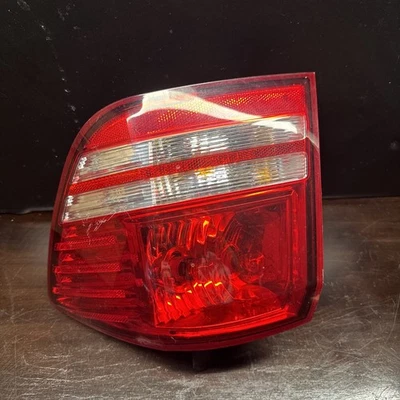  2013 道奇 JOURNEY 尾灯右乘客外尾灯原始设备制造商 — 第 1/3 张图片