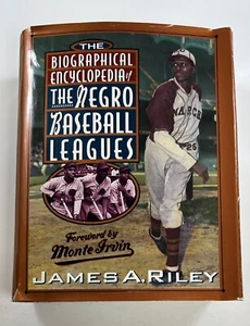 The Biographical Encyclopedia of the Negro Baseball Leagues James A. Riley SLF4 - Foto 1 di 3