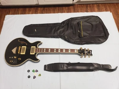 Guitarra Eléctrica Ibanez Standard AR520H 2022 Semi-Hueca, Diapasón Jatoba Foto 1 de 4