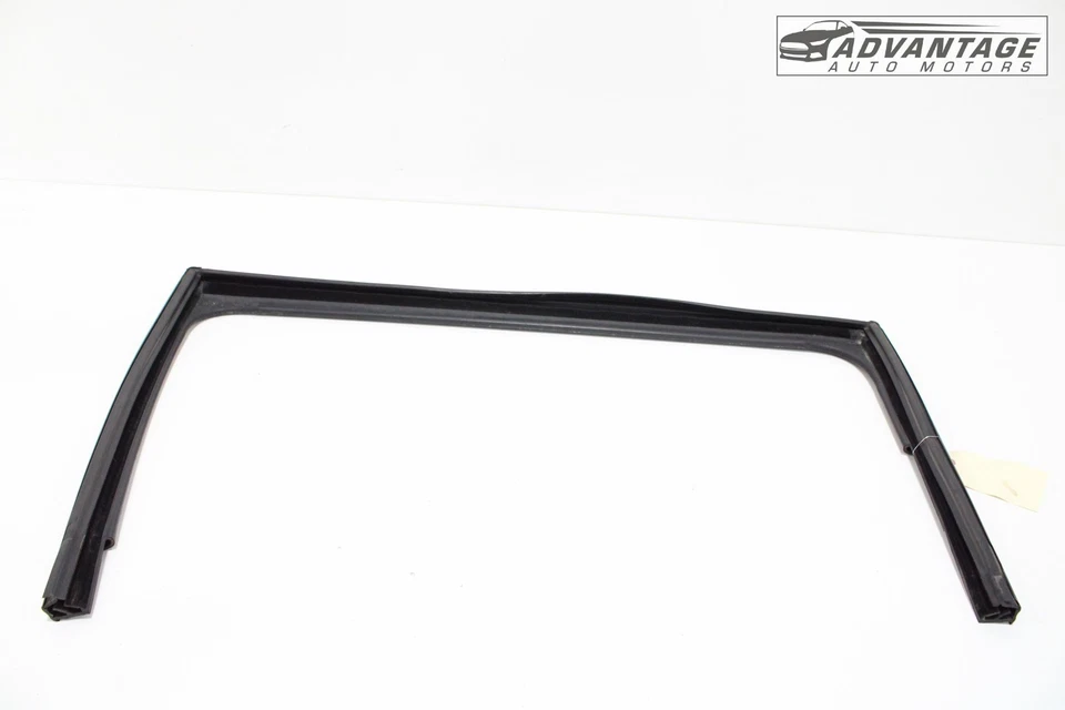 Chrysler Voyager 2020-2024 puerta corredera trasera izquierda ventana canal de funcionamiento sello OEM Foto 1 de 4