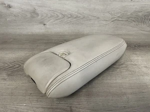 98-03 Jaguar XJ8 XJR Vanden Plas Center Console Cupholder Armrest AGD Oatmeal - Picture 1 of 9