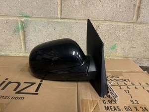Ssangyong Korando Sports 2012 Offside Electric Powerfold Wing Mirror Complete - Picture 1 of 9
