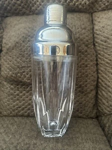 Shannon Crystal by Godinger Martini Shaker 5736 24% lead crystal - Picture 1 of 3