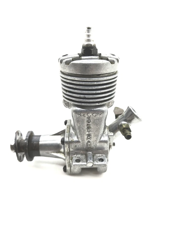 Vintage 1949 McCoy Sportsman 29 Model Engine  - Image 1 of 4