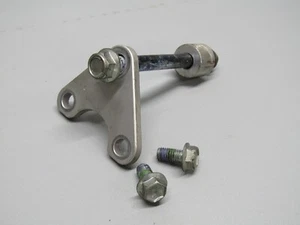 1997 1993-1999 SUZUKI DR350SE UPPER REAR  MOTOR MOUNT ASSEMBLY - Picture 1 of 2