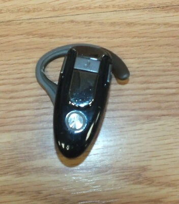 **FOR PARTS** Genuine Motorola SYN1949A H505 Bluetooth Ear Hook Piece  - Image 1 of 4