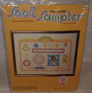 Vintage Soo-Z Sampler S-160 Aktivität Geburtsaufzeichnung Kreuzstich Neu USA - Bild 1 von 2