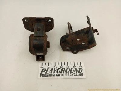  Toyota MR2 Spyder Driver Left Engine Mount Fits 2000-2005 00 01 02 03 04 05  - Image 1 of 4