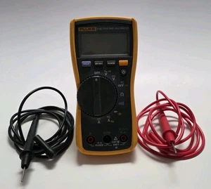 Fluke 115 True RMS Multimeter nur mit Leitungen - Bild 1 von 10