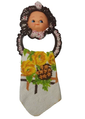 Colgador de toallas faciales de plástico de ganchillo casero decoración kitsch cocina vintage Foto 1 de 4