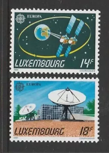 LUXEMBOURG - 1991 EUROPA complete set of 2 MNH - Europe in SPACE. - Foto 1 di 1