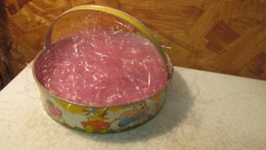 Old Tin Decorated Easter Basket - Picture 1 of 2