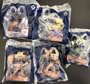  Lotto 5 McDonald's 2022 THOR LOVE & THUNDER Marvel Nuovo Happy Meal # 2,3,5,9 - Foto 1 di 6