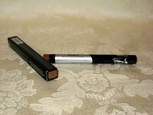 Kat Von D Lock-it "Deep" Color Correcting Eyeshadow Primer. 1.4 g / 0.049 oz. - Picture 1 of 1