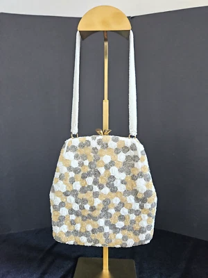 Bolsa de coquetel vintage Neiman Marcus amarela/creme/cinza com miçangas - Imagem 1 de 4