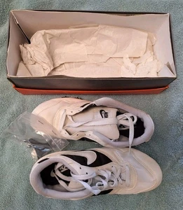 Nike Zoom V Puntas de Pista Zapatos Nuevo de Lote Antiguo para Hombres 6 EE. UU. 5,5 UK 38,5 EUROS - Imagen 1 de 7