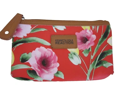 BOLSA DE MAQUILLAJE COSMÉTICO KENNETH COLE REACTION. ROJO CON FLORES. CREMALLERAS. 4,5" x 8" Foto 1 de 3