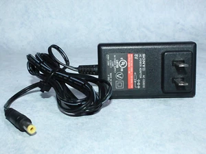 Sony AC-ES8010 Power Adapter ICF-C05iP Apple Ipod Dock/Clock Radio Alarm 8V 1A - Picture 1 of 4